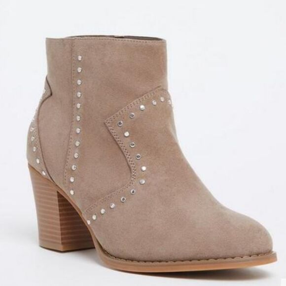 NWOT Torrid Faux Suede Booties - Picture 1 of 13